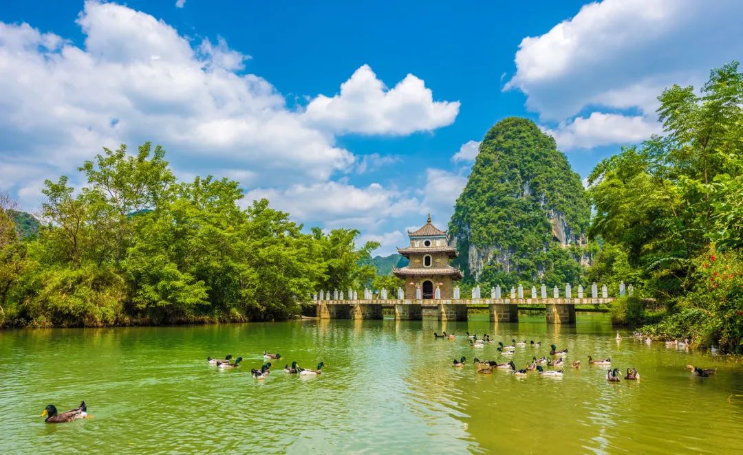 这个人少小众的秘境里,竟然藏着中国最爽的夏天