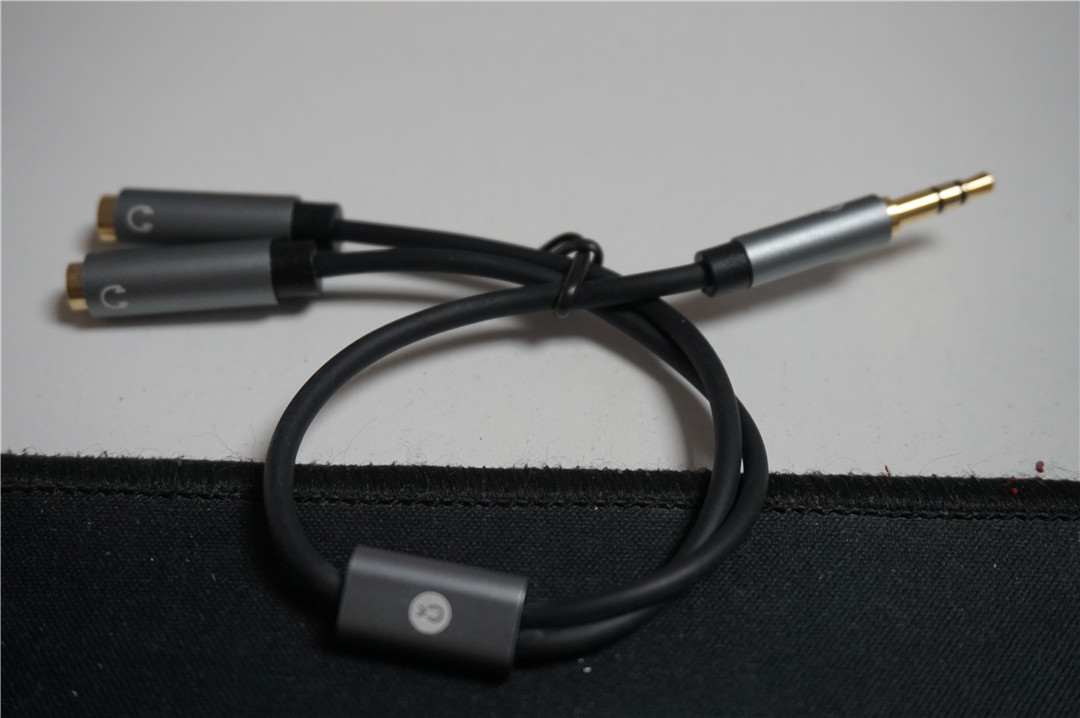 毕亚兹usb共享切换器教程,毕亚兹type-c分线器