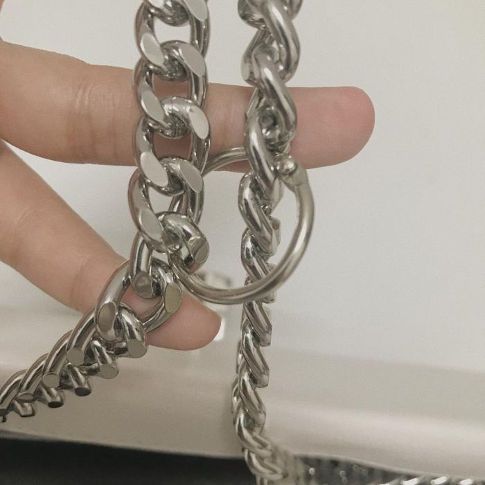 缩短包包链条DIY｜学会这个小秘诀不再被包链的长度问题所困扰