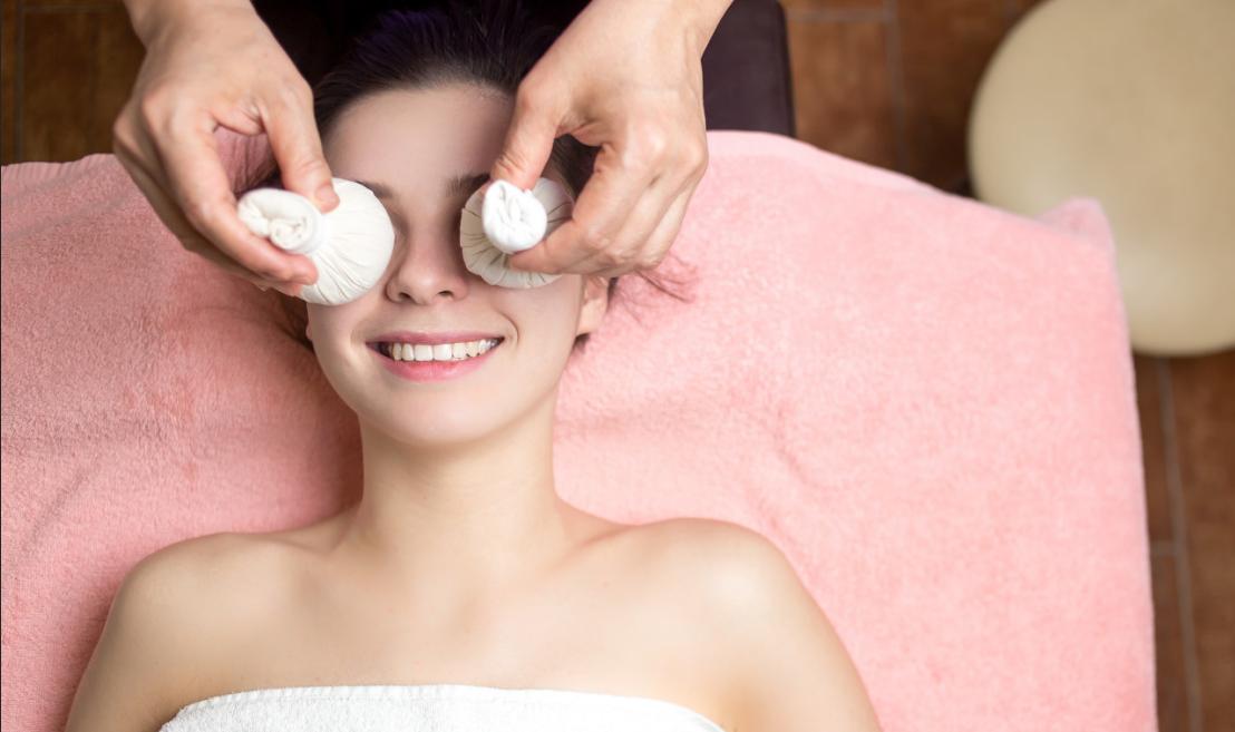 每天8小时对着手机电脑，眼睛涩痛不适？5招帮你轻松缓解