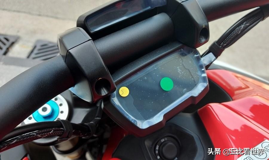 杜卡迪红魔鬼2020款,杜卡迪大魔鬼1260s红魔