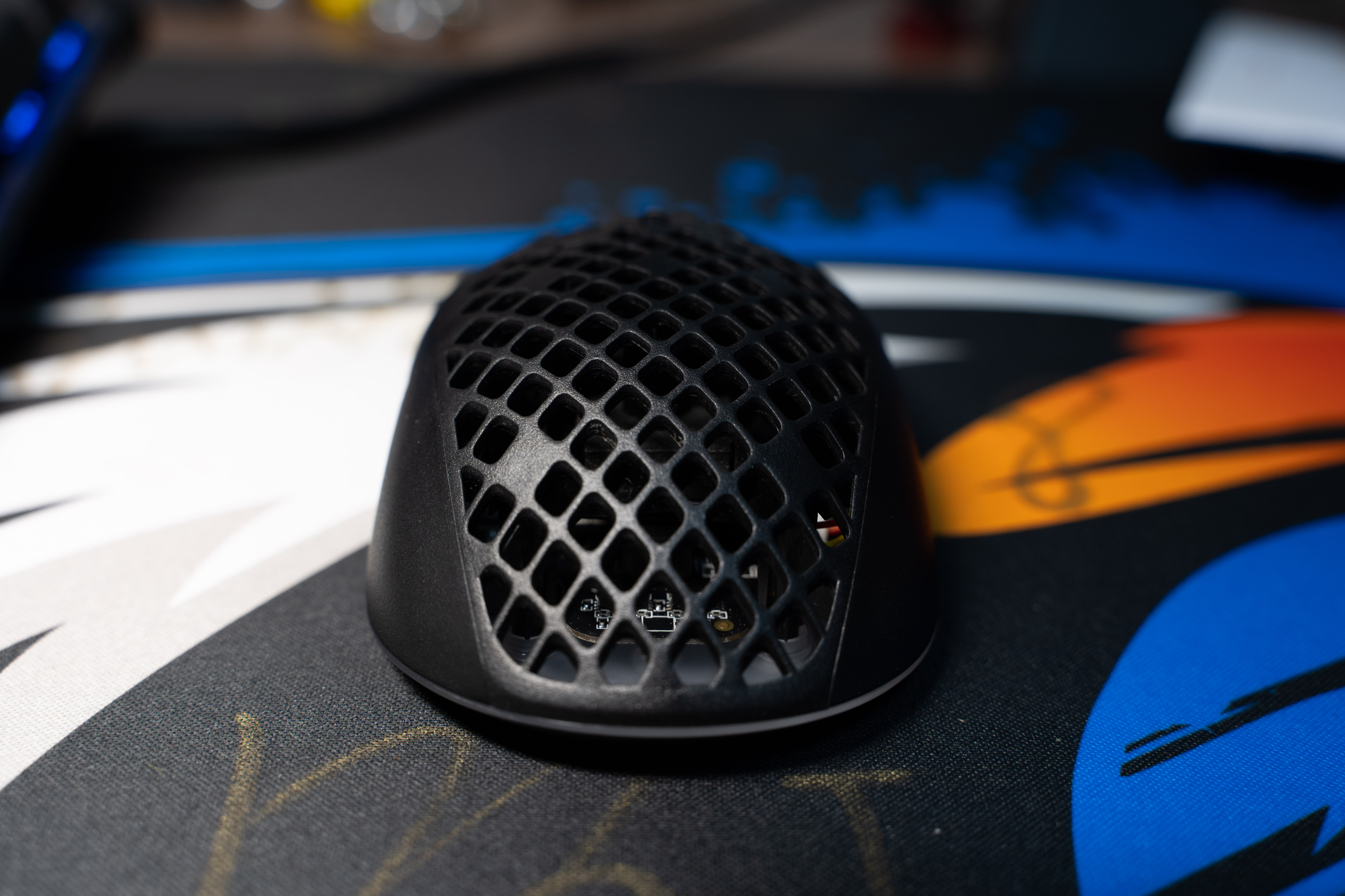 轻量化+无线=赛睿Aerox3Wireless