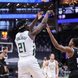 密尔沃基雄鹿最新消息,休赛期密尔沃基雄鹿队补强计划