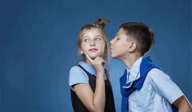 小孩害怕被笑话,孩子怕被同学笑话