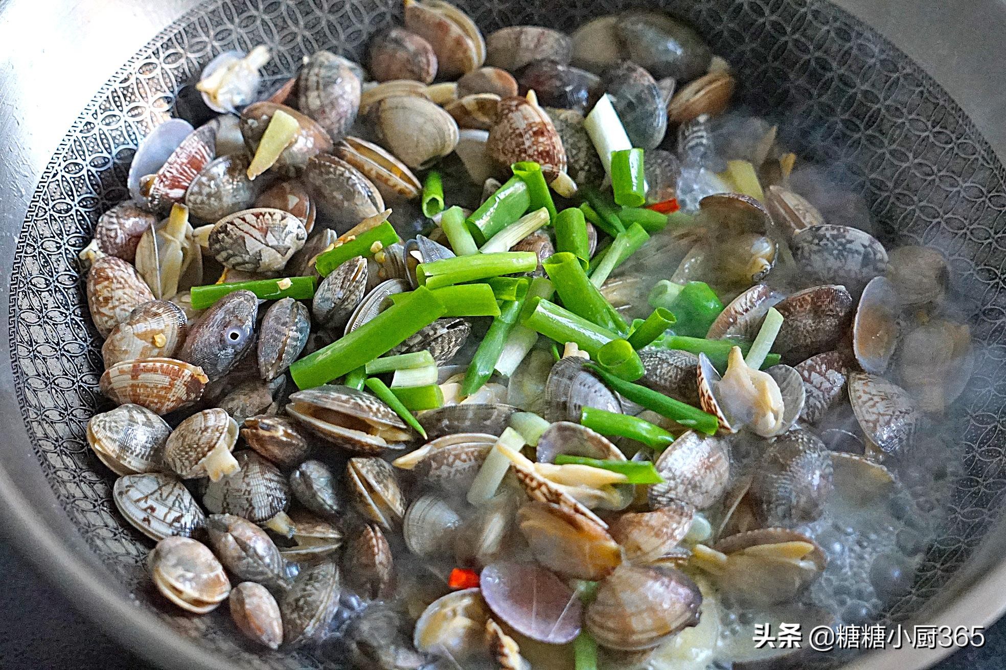 蛤蜊处理内脏,蛤蜊已经焯过水怎么清理沙子