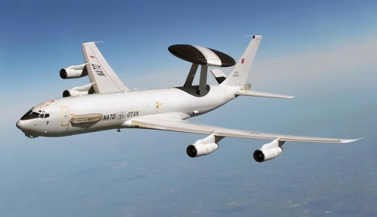 空警2000与200谁的预警范围更广,空警2000预警机对比以色列g550