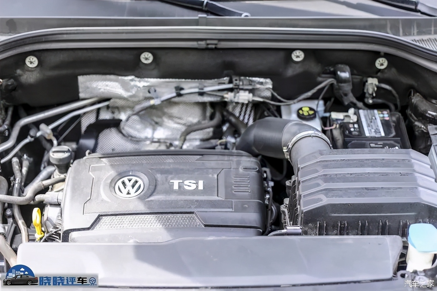 肌肉大块头举汽车,肌肉大块头分享途昂综合用车体验