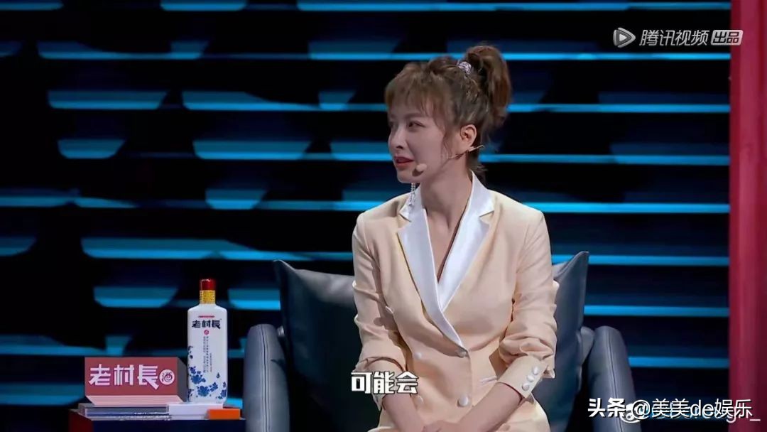 被一姐*压打**，她竟不是傻白甜！恋情、新剧、综艺全面开花？