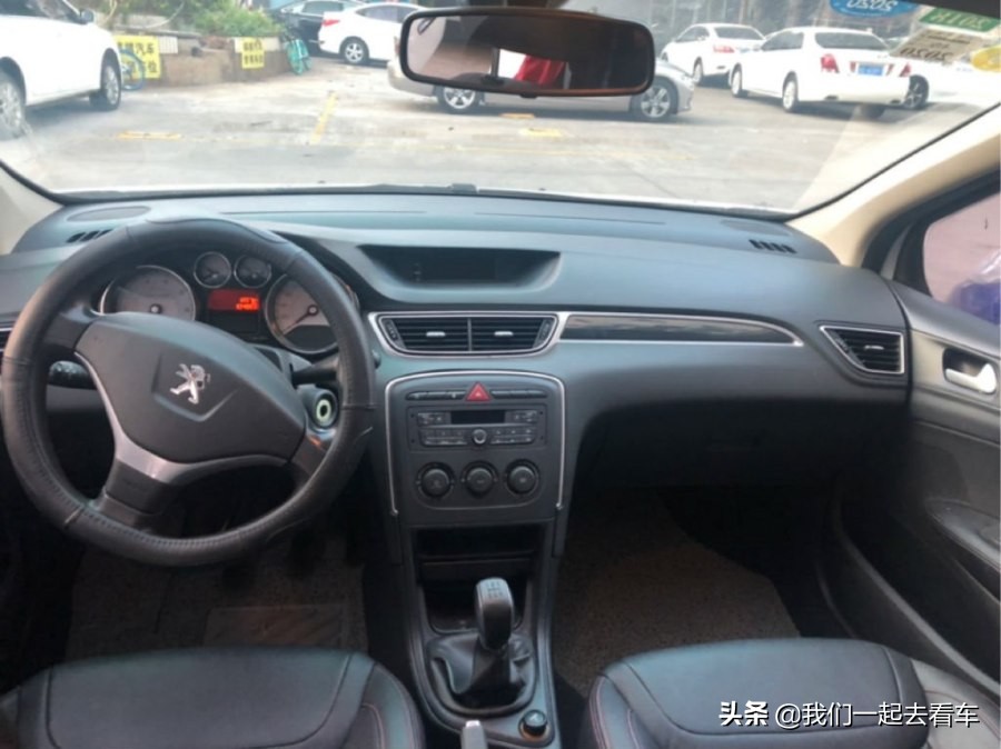 二手标致408与308哪款更值得入手,标致3082015款二手现在卖多少钱