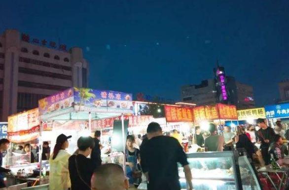鞍山夜市小吃一条街,鞍山夜市有什么好吃的