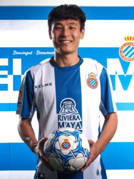 该不该吹武磊？怎么吹武磊？如何纠正球迷对武磊的偏见？