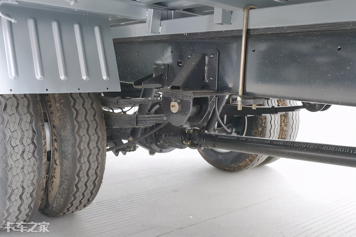 长安神骐t20厢货三米六,长安神骐3.3米货车能拉多少吨