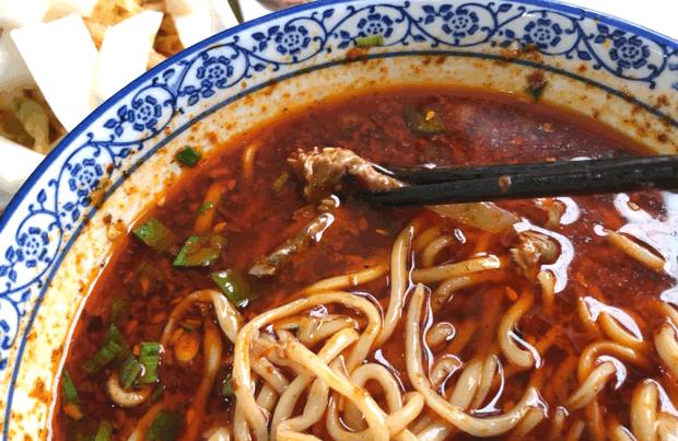 到兰州吃一碗正宗的兰州牛肉面,西安正宗的兰州牛肉面推荐