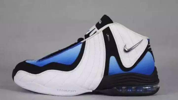 狼王加内特穿过的球鞋,球鞋加内特