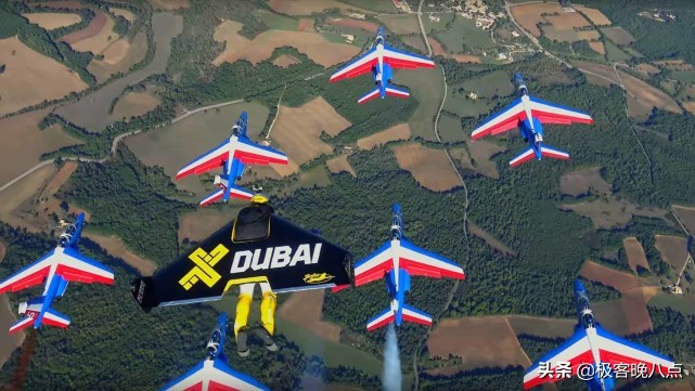 自由飞翔最轻的飞行器,世界上飞得最动感的飞机