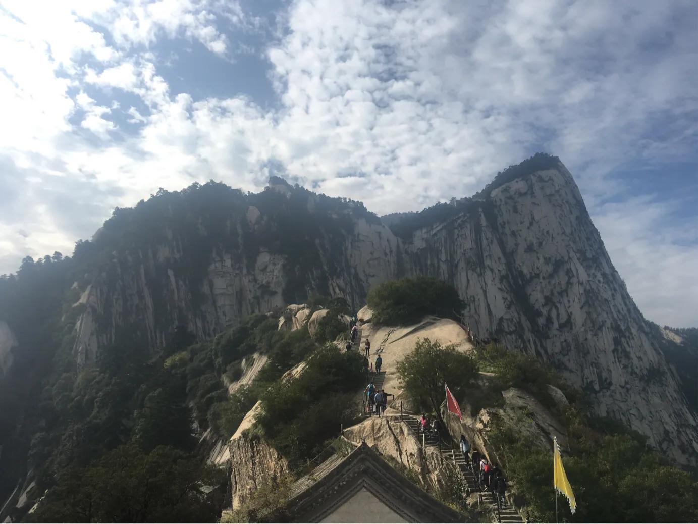 华山自驾最惊险的道路,华山最惊险的公路