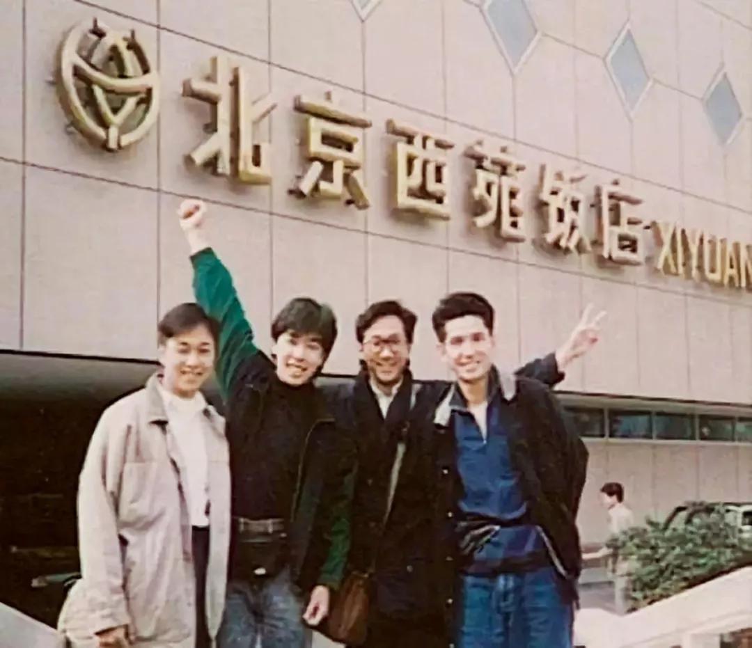 红楼梦草蛇灰线伏脉千里什么意思,草蛇灰线伏脉千里的下一句是什么