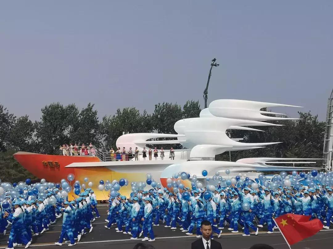 厉害了!北京工业大学@6辆国庆彩车设计及制作大揭秘