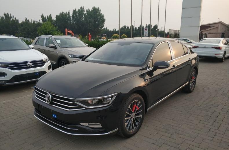 大众迈腾油耗时高时低,大众迈腾油耗偏高平均油耗多少