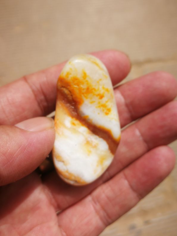 成都哪里有卖和田玉籽料的,哪里能买到和田玉籽料