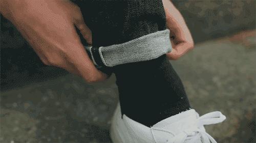 潮人教你正确卷裤脚,怎么卷起裤脚更时尚