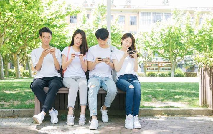 大学老师说的请假的两条理由,大学生手写请假条向辅导员请假