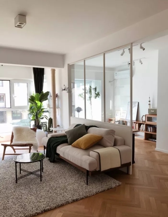 人字木地板装修效果图,石塑木地板装修效果图