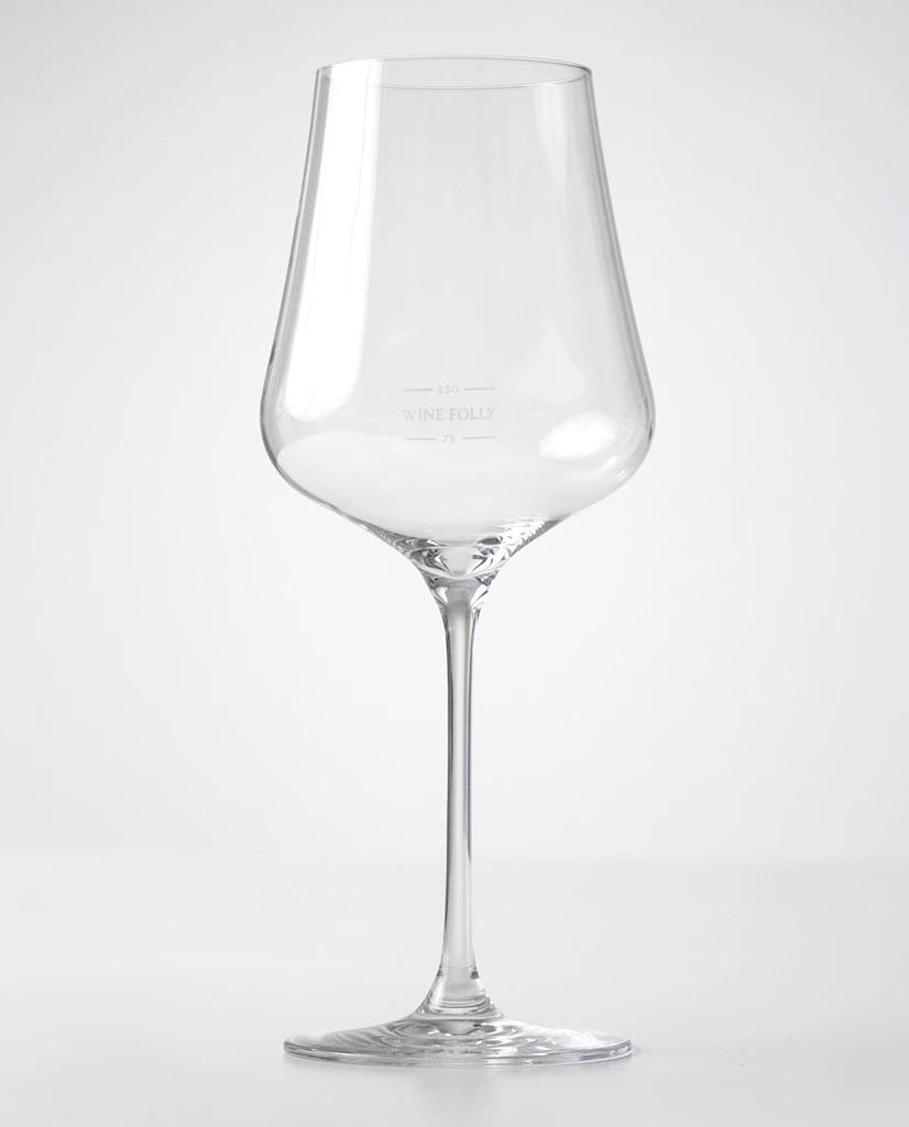 怎样使用红酒杯子,如何用红酒杯喝红酒