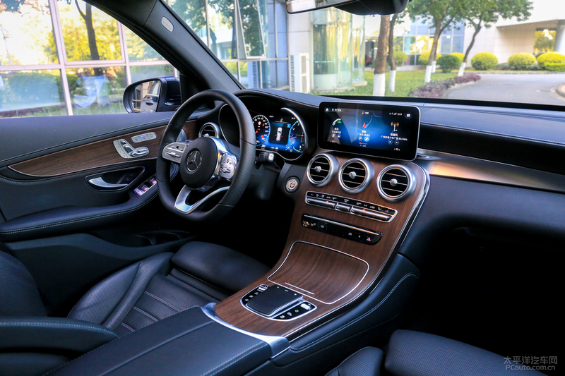 glc300l2021款和2020款的区别,2016款奔驰glc300豪华测试