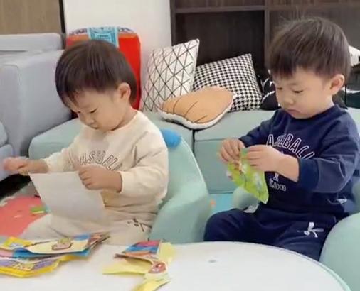 小朋友把超市的桃子扎了个洞,熊孩子把超市桃子扎了个洞