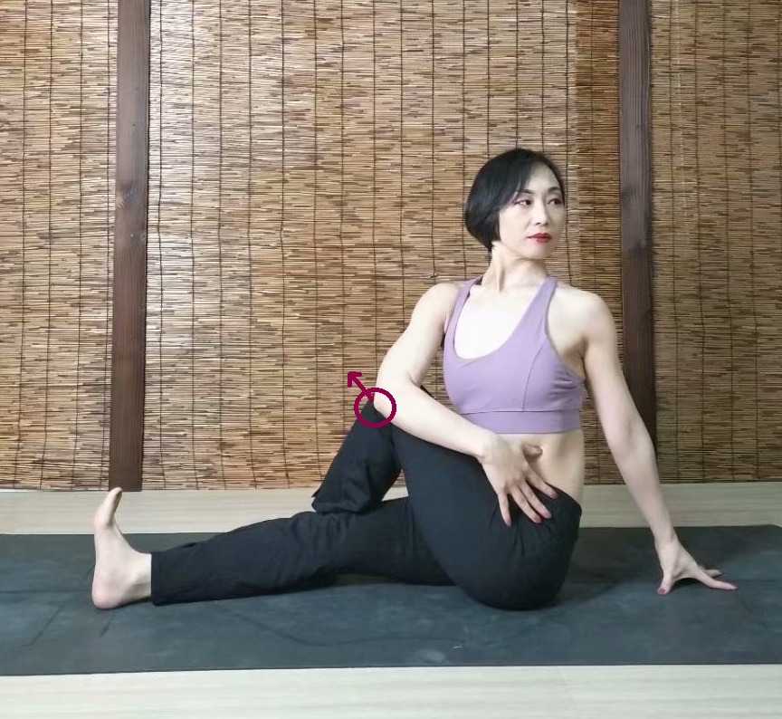 膝关节咔咔响隐隐作痛,下蹲时膝关节有小咔咔声