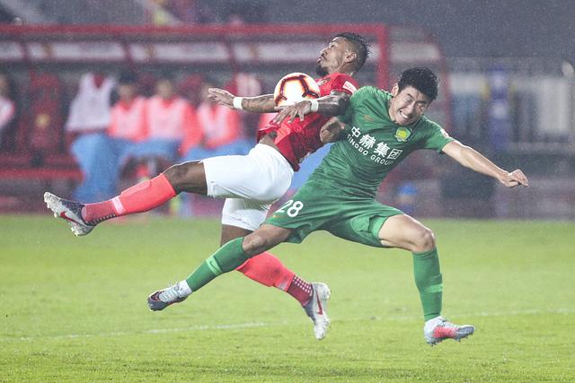 为什么说中国足球是贵族运动,足球到底是富人运动还是穷人运动