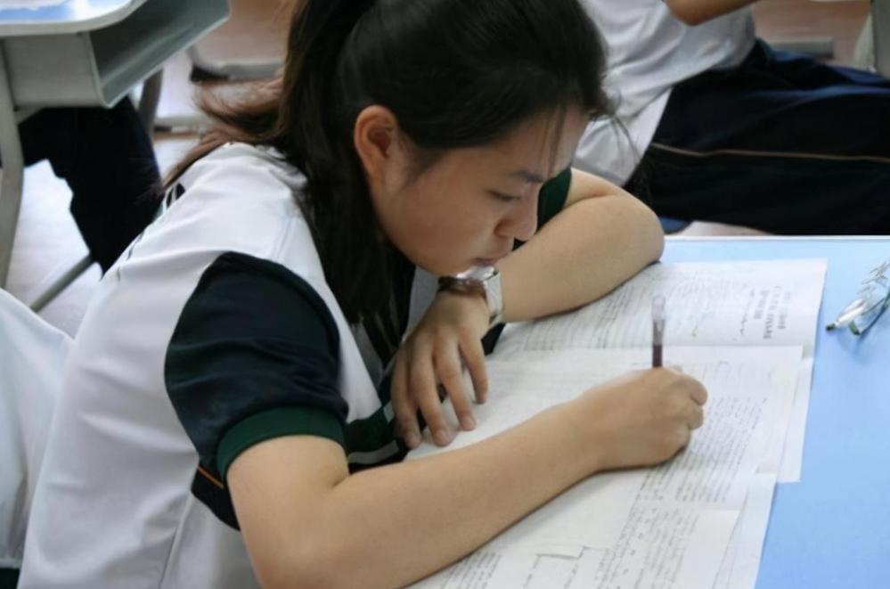 单招大专与统招大专有区别吗,单招和统招上大专的区别