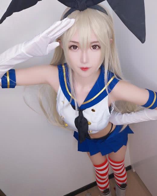 腐团儿和南波儿,南波儿和腐团儿为edg加油