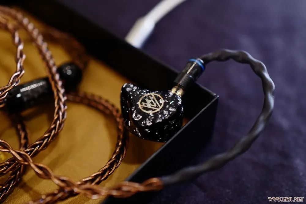 展商如何布展，才能让展位人气显得特别旺？成都国际耳机展大报道