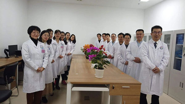 防疫就医两不误需医患相向,防疫工作两不误视频