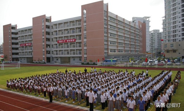 深圳龙华有哪些初中学校,龙华最好的公立初中学校