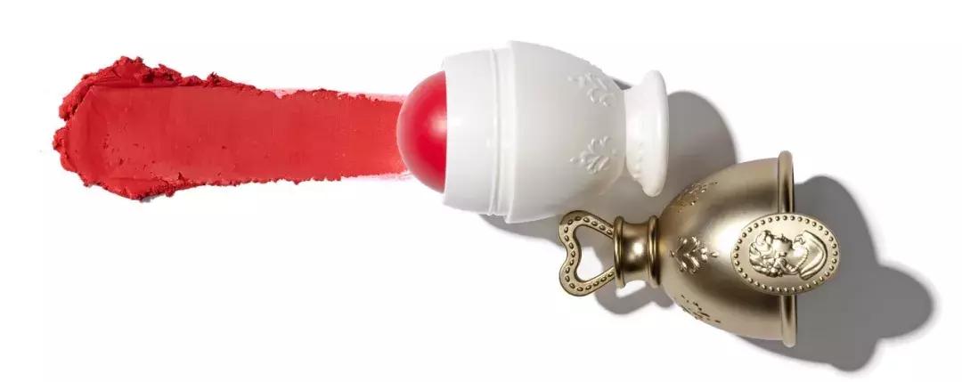 美妆亲测|用了这支腮红棒后，男票总说我的脸白里透红~