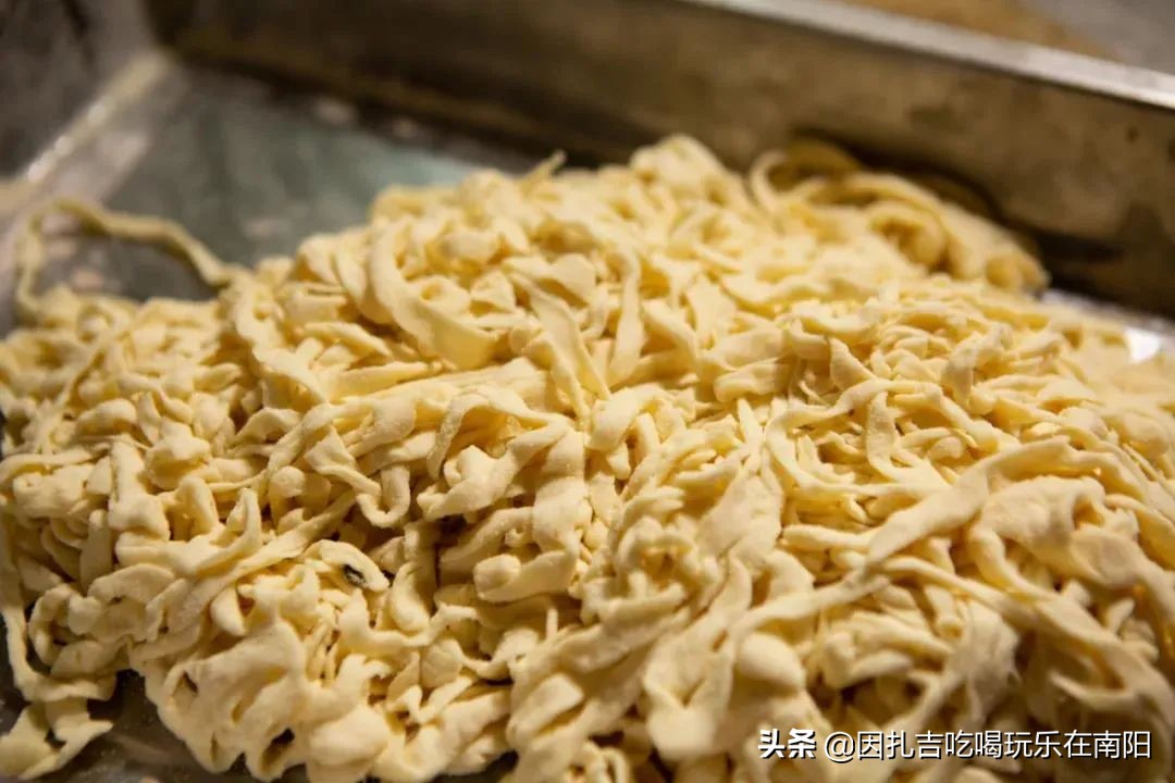 南阳十大苍蝇馆子,南阳必吃的馆子