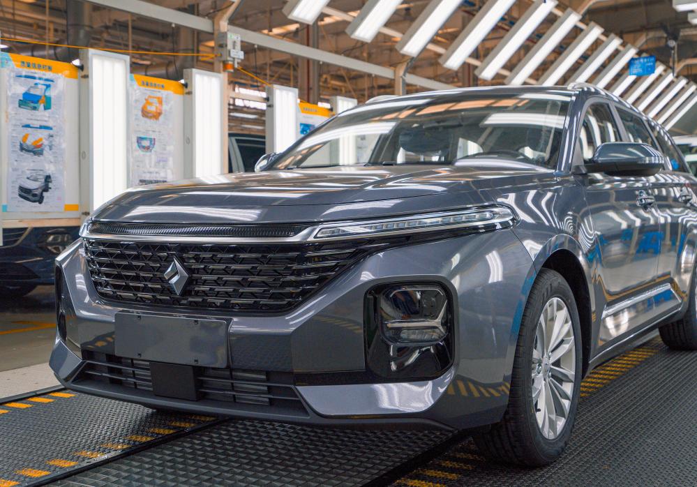 新宝骏valli沉浸式体验,新宝骏向往valli首款潮改休旅车