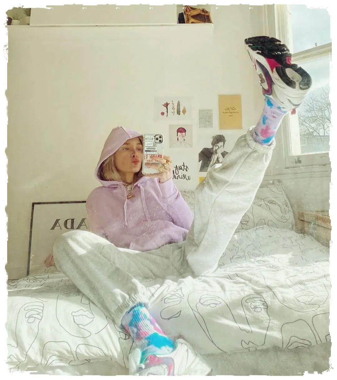 卫衣的3种搭配，你这样穿美爆了