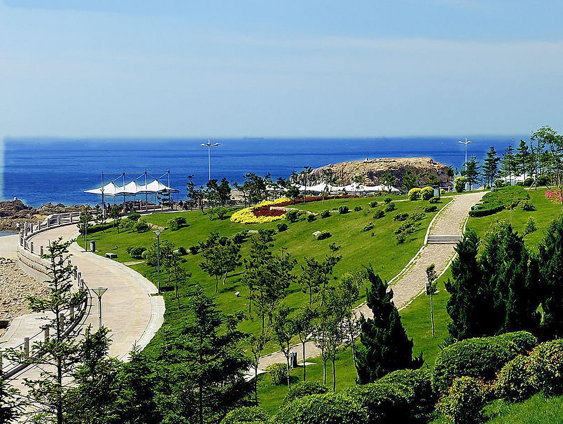 青岛到底是一个怎样的城市,青岛是一个很不错的城市