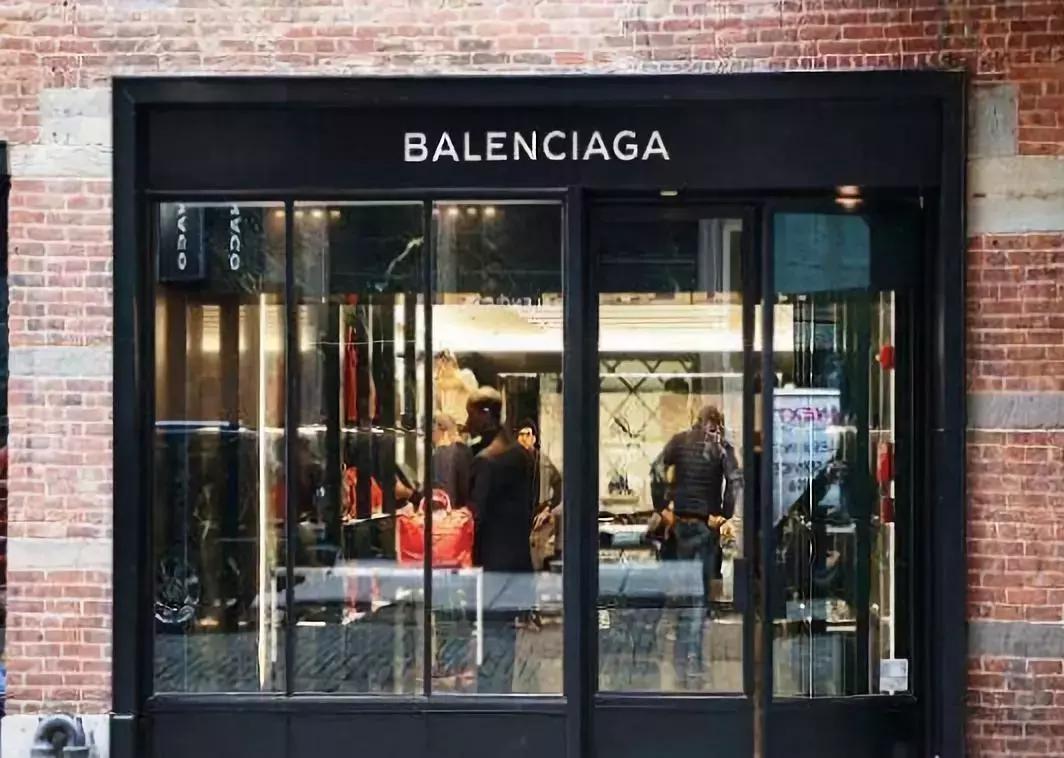 巴黎世家被骂的真相,巴黎世家借慈善捞钱