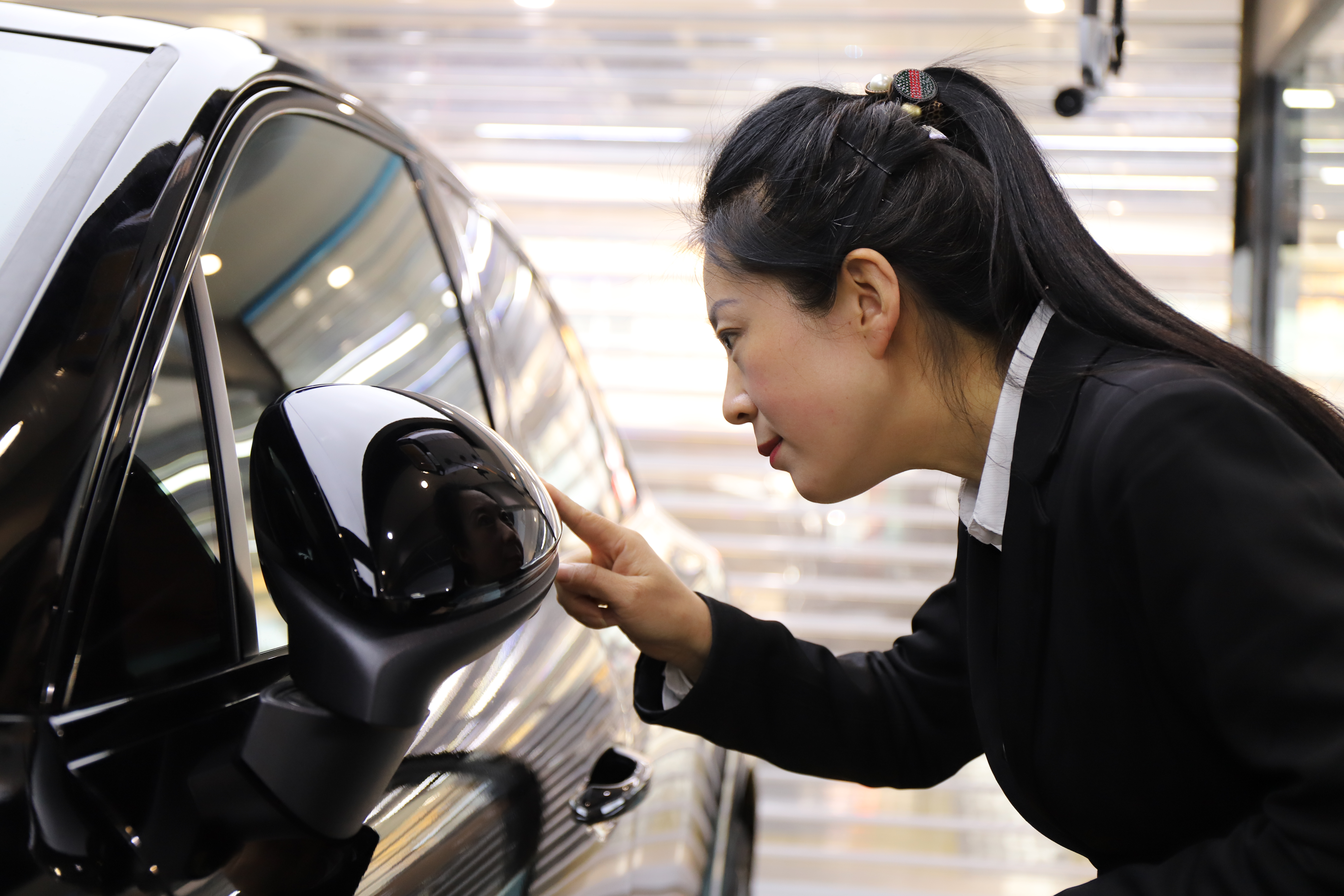 汽车玻璃太阳膜贴膜流程,汽车贴膜前你应该理解的贴膜真相