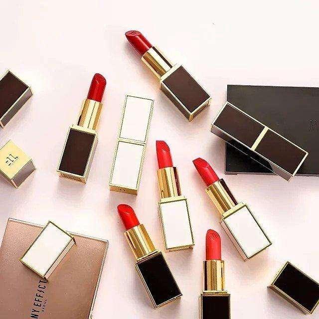 tf红管16落樱甜情口红试色,tf口红哪个档次