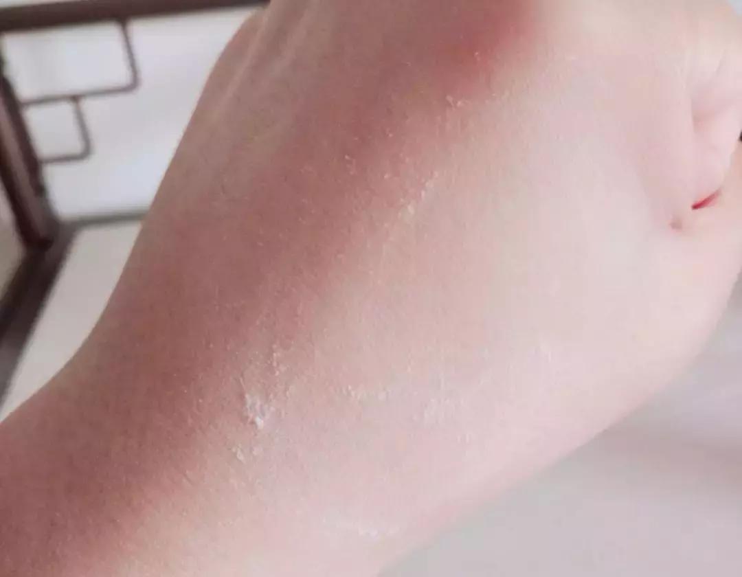 美宝莲正品和假货,美宝莲008和kiko103对比