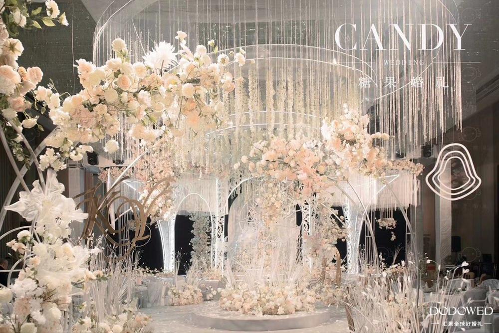 DODOWED婚礼案例推荐系列之糖果Candy婚礼策划案例《殿堂之上》