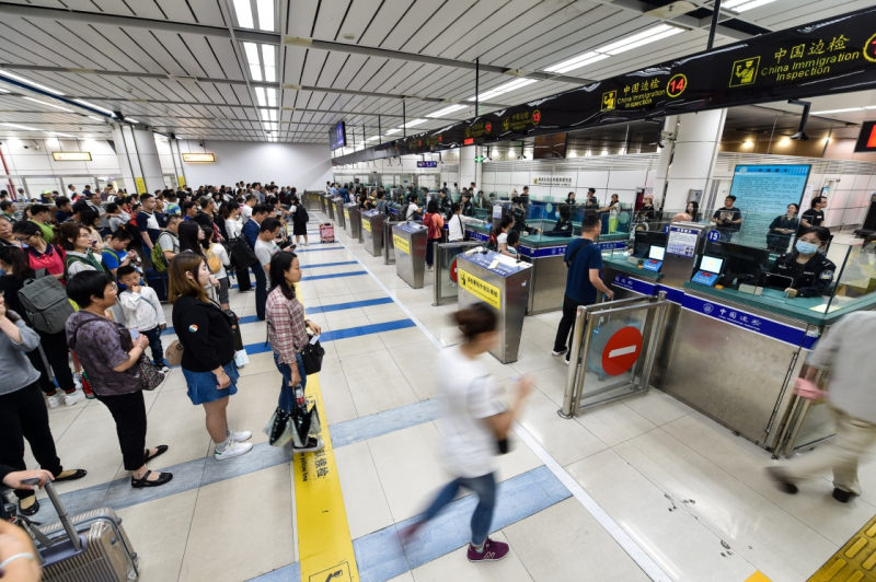 去香港在哪扫年货,香港新春年货市场红火