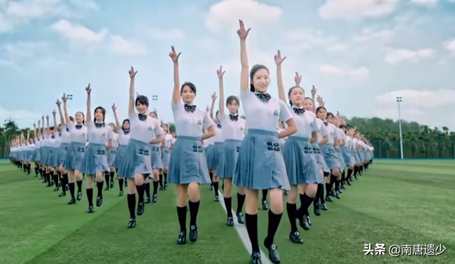 燃野少年的天空弹幕,燃野少年的天空很尬吗