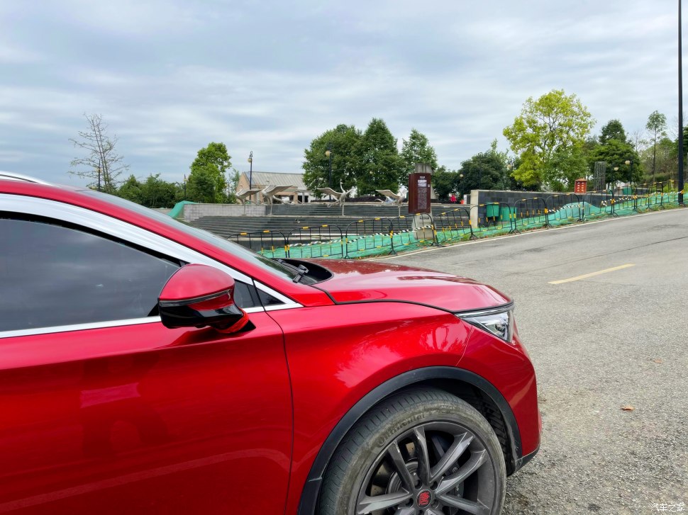 成都人会玩的景点,成都凤凰山公园可以爬山吗